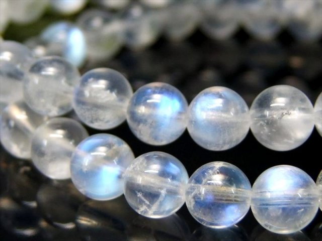 水入水晶・ブルーシラームーンストーンのブレスレット 3A ブルームーンストーン ブレスレット 約8.5mm-9mm×22珠前後 透明感
