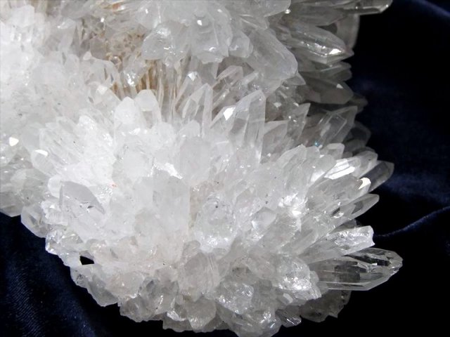 5A 超透明花咲き結晶 四川 フラワー水晶 クラスター 専用台座付 最大幅