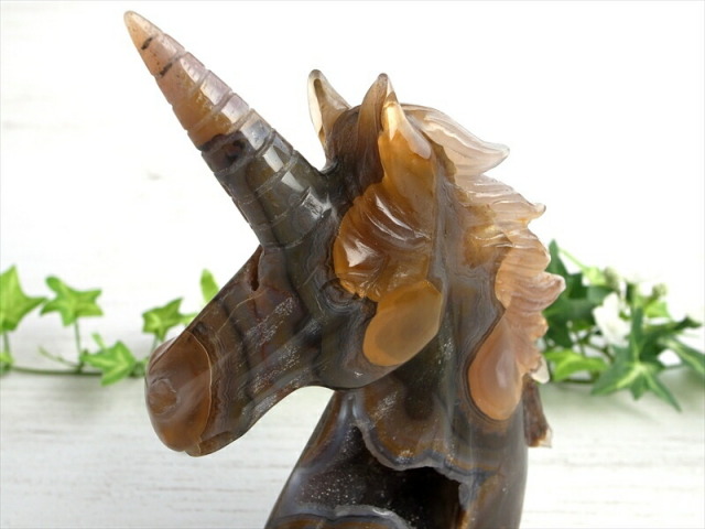 2026年の干支 メノウ 瑪瑙 ユニコーン 彫刻置物 高さ134mm 重さ355g