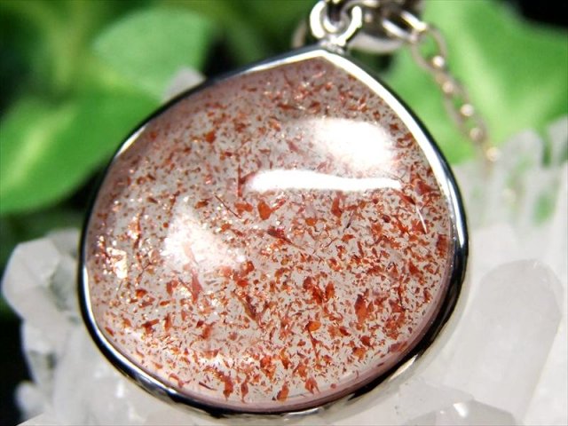 バイヤー厳選 5A ストロベリークォーツ ファイアークォーツ ペンダントトップ 縦19mm 重さ7.2g 超透明 キラキラ鉱物 苺水晶 1点物 ブラジル産 パワーストーン