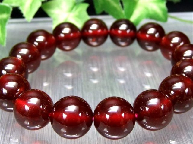 店頭展示中 希少・大珠 4A ヘソナイトガーネット ブレスレット 約13mm