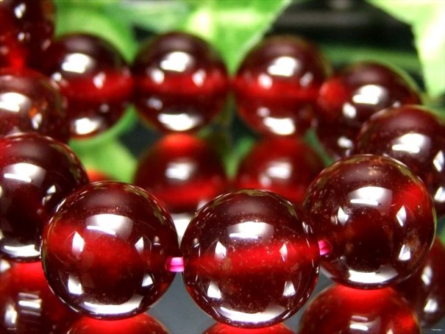 店頭展示中 希少・大珠 4A ヘソナイトガーネット ブレスレット 約13mm