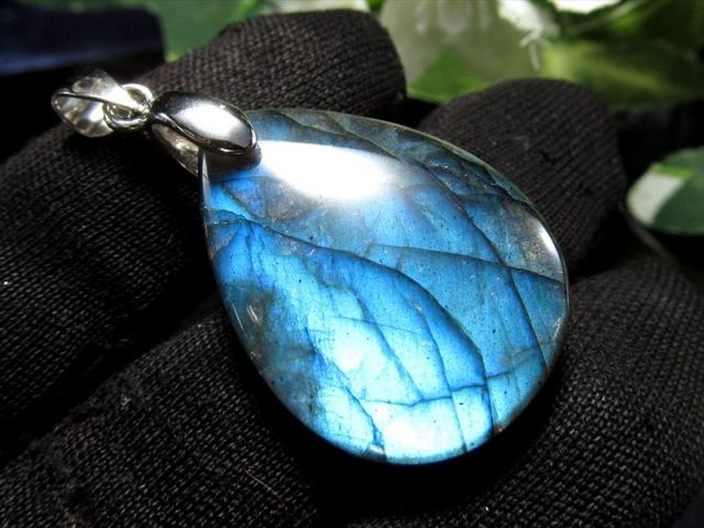 5A 全面ブルーシラー ラブラドライトドロップ型ペンダントトップ 1個
