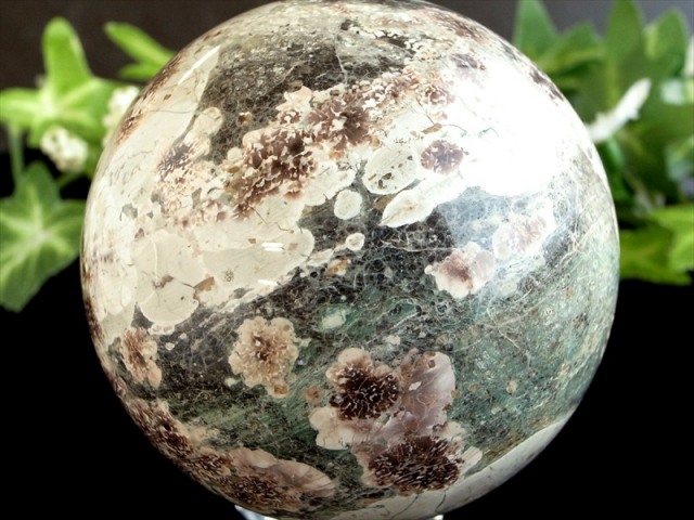 千の眼が見守る小さな宇宙 千眼瑪瑙 丸玉 置物 直径64mm 重さ367g 全方位の加護と洞察力 1点物 マダガスカル産 パワーストーン 天然石