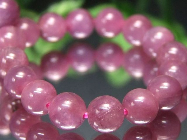 『神のシンボル』とされてきた天然石 3A+ ピンクパープル サファイア ピンク系ルビー ブレスレット 約7mm-7.5mm×26珠 コムローズ Comrose ミャンマー産