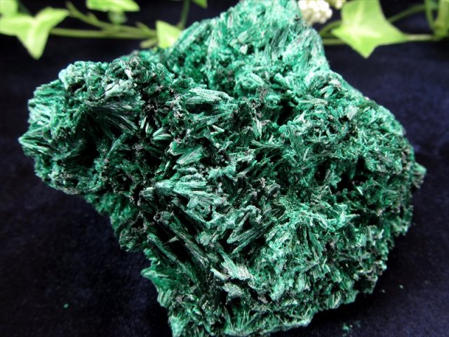 貴重 マラカイト 原石 幅86mm 重さ224g ベルベットの様な煌めき 1点物