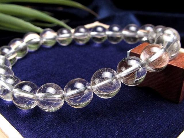 驚異の透明感×ルチル内包 ガネーシュヒマール産 ルチル入り 水晶