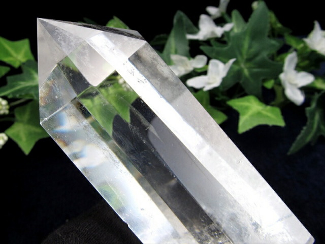ラダー入り 天然 水晶 ポイント 六角柱 専用木製台座付 高さ 125mm 重