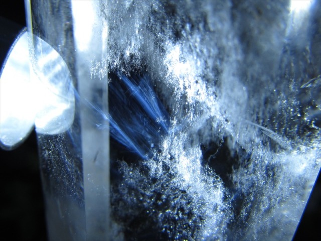 ウインドウ入り エンジェルラダー 天然 水晶 ポイント 六角柱 専用木製台座付 高さ172mm 重さ542g 極上超透明 浄化 インテリア一点もの ブラジル産
