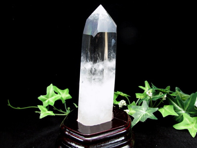 ラダー入り 大人気水晶ポイント 透明水晶 ポイント 六角柱 専用木製