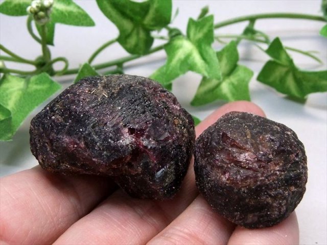 努力が実る石 ガーネット ナチュラル原石 1個売り 100g-120g 深紅の