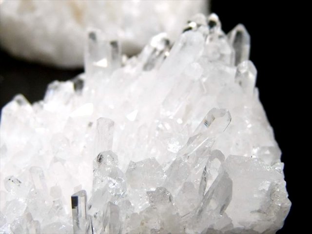 1個売り 4A 15g-25g 四川水晶クラスター 超透明結晶 超人気キラキラ針