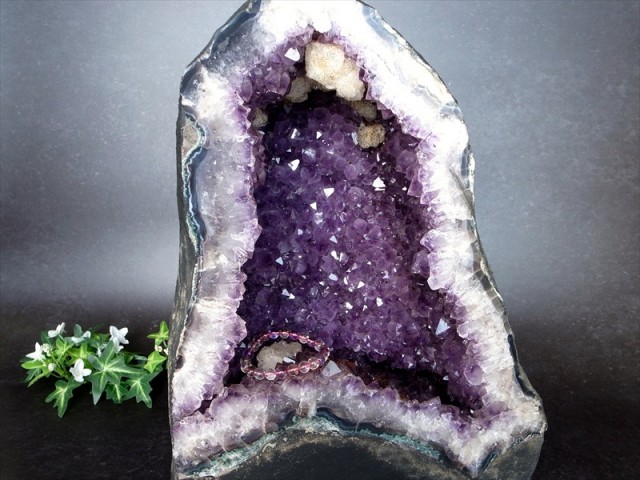 透明&濃いパープル アメジスト ドーム アメジストカペーラ 高さ 25.5cm 重さ 18.772kg 風水最強 最高品質 アメジスト原石 極上1点もの ブラジル産