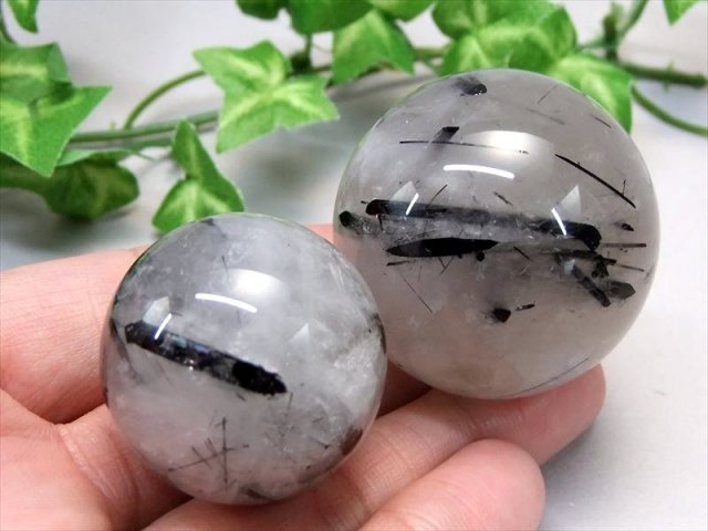 ブラックルチルクォーツ 丸玉 直径約40mm-42mm 1個売り 黒針水晶 勝ち