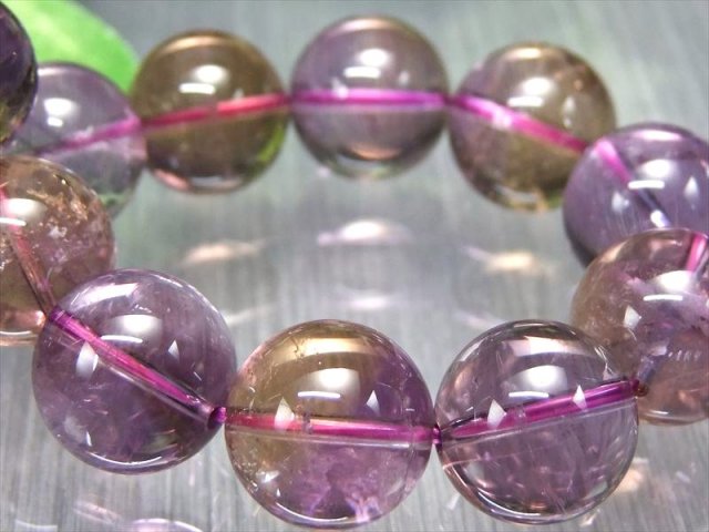 店頭展示中 くっきりバイカラー 虹入り 4A アメトリン ブレスレット 13.5mm×16珠 美しい色合い 2種の鉱物が織り成す神秘の石 自分自身の能力を引き出す