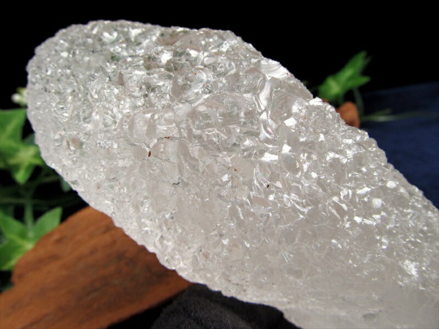 ヒマラヤ水晶 アイスクリスタル ニルヴァーナクォーツ 原石 最大幅 121mm 重さ 407g 強力なパワーを持つ水晶 近年発見された水晶 ネパール産