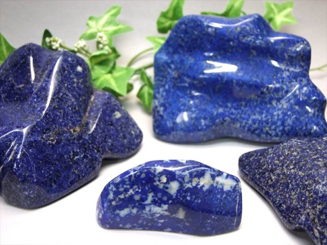 天然ラピスラズリ 磨き原石(約1.3kg) 大特価 3A ラピスラズリ 磨き原石 タンブル 300g-350g 鮮やかブルーに