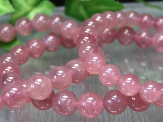 ラズベリークォーツ ブレスレット 7mm-7.5mm×26珠前後 落ち着きのあるピンクパープル スター効果がある珠も 透明感あり マダガスカル産 パワーストーン