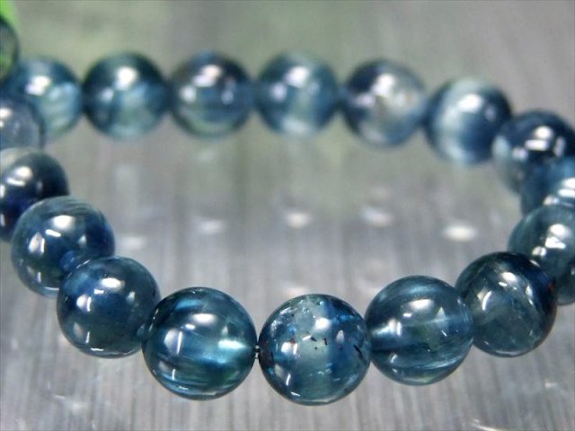 まるでロンドンブルー 5A 超透明 カイヤナイト ブレスレット 9mm-9.5mm