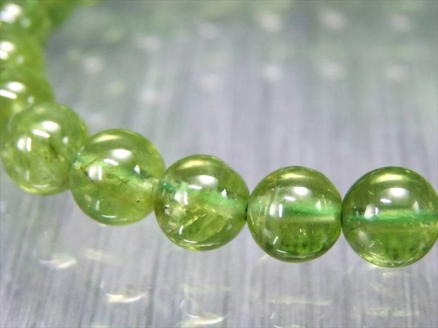 店頭展示中 S級 ペリドット かんらん石 ブレスレット 7mm×26珠