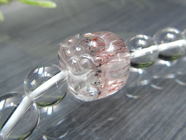 スーパーセブン 貔貅 ヒキュウ 入り 水晶ブレスレット ヒキュウサイズ幅約14mm×1個 水晶約8mm×24珠 キュートな貔貅 財運を高める瑞獣