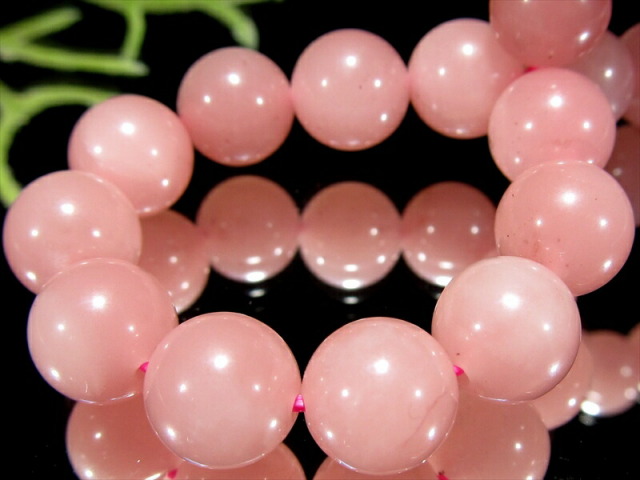 3A 濃いめタイプ グァバクォーツ 天然ピンククォーツ ブレスレット 8mm-8.5mm×24珠 みずみずしい果肉感 愛とやさしさの象徴果実から名のついた希少クォーツ