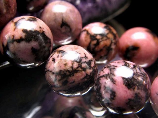 激安宣言 約10mm珠 テンドリック ロードナイト 薔薇輝石 一連 約37-39cm 天然石 ビーズ パワーストーン ブラジル産 geki パワーストーン 天然石