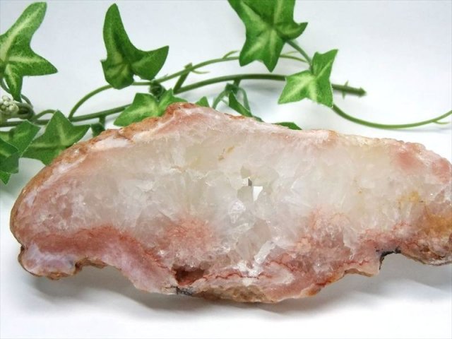桜 フラワー結晶有り さくらメノウ プレート原石 1個売り 重さ150g