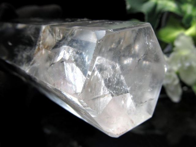 超希少 ラダー&虹入り マニフェストクォーツ ポイント置物 高さ 88mm