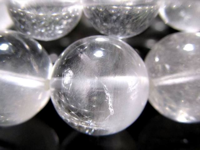 ふんわりと舞う白銀の針 ホワイトラビットヘアルチルクォーツ