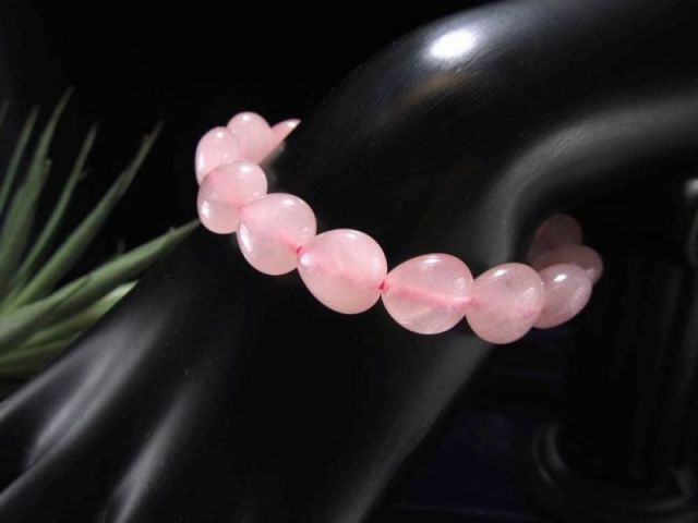 濃いめのミルキータイプ ローズクォーツ ハート型 ブレスレット 約12mm