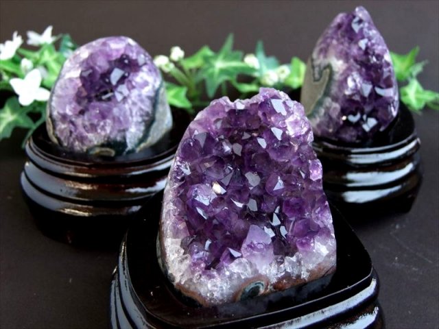 台座付き 3A アメジスト 紫水晶 クラスター スタンドタイプ 重さ500g