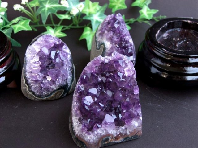 台座付き 3A アメジスト 紫水晶 クラスター スタンドタイプ 重さ500g