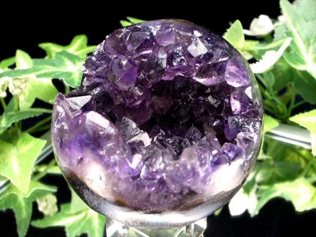 レアな笑口のアメジスト アメジスト 笑口 紫水晶 丸玉 台座付 直径 52mm 重さ 175g 透明 愛の守護石 癒しと安らぎの石 一点もの ブラジル産 パワーストーン