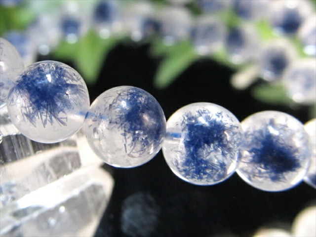 水晶に咲く群青の花 5A デュモルチェライト イン クォーツ ブレスレット 6.5mm-7mm×27珠 ロイヤルブルーガーデン クォーツ 一点もの ブラジル バイーア州産