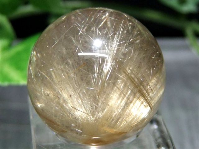 束状金針 ゴールドルチル クォーツ 丸玉 K9台座付き 直径約24mm 重さ18.6g ルチルクォーツ パワーストーン 一点もの ブラジル産 パワーストーン 天然石