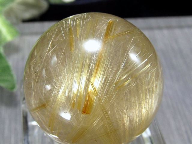 束状金針 ゴールドルチル クォーツ 丸玉 K9台座付き 直径約23mm 重さ16.3g ルチルクォーツ パワーストーン 一点もの ブラジル産 パワーストーン 天然石
