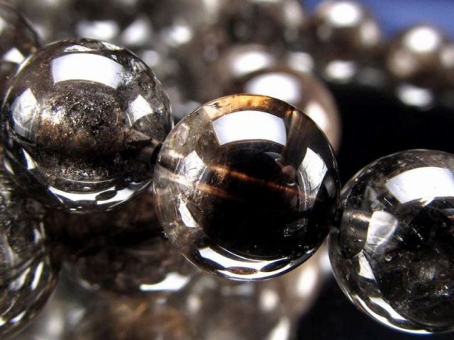 AA ブラックエレスチャルクォーツ ブレスレット 7.5mm-8mm×23珠前後 力強いブラックカラー シラー入りや虹入りの珠も たっぷりグラファイト 水晶の最終形態