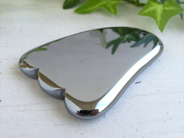 大特価 テラヘルツ鉱石 かっさ 紐通し穴有り 携帯用ポーチ付き 縦約