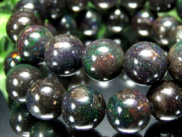 AA ブラックマトリックスオパール ブレスレット 約12mm×17珠前後 幸運