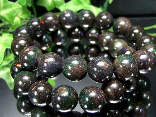 AA ブラックマトリックスオパール ブレスレット 約13mm×17珠前後 幸運