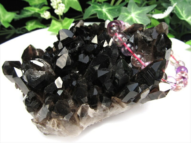 待望の再入荷 アーカンソー州産 モリオン結晶クラスター 最大幅約90mm 重さ242g 最強の魔除け・邪気払いの石 1点物 艶々極上 黒水晶 アーカンソー州産