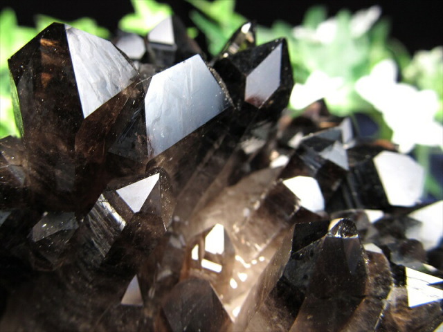 待望の再入荷 アーカンソー州産 モリオン結晶クラスター 最大幅約129mm 重さ551g 最強の魔除け・邪気払いの石 1点物 艶々極上 黒水晶 アーカンソー州産