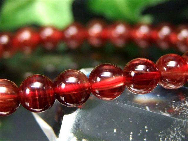 5A レッドアンデシン ブレスレット 6mm-6.5mm×31珠 全珠キャンディレッド 中性長石 本当の自分に近づく変化を促す石 チベット産 パワーストーン 天然石