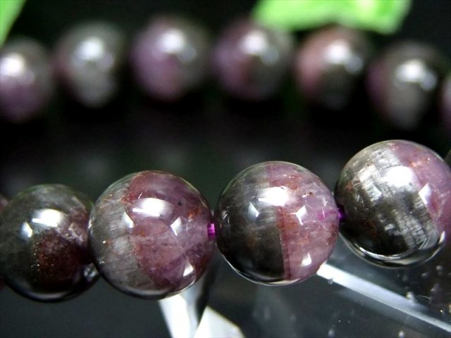 復活と再生の象徴 3A+ オーラライト23 ブレスレット 9mm-9.5mm×21珠 光と陰が織りなす静かな美しさ 神多鉱物混合による独特の表情 カナダ産 パワーストーン