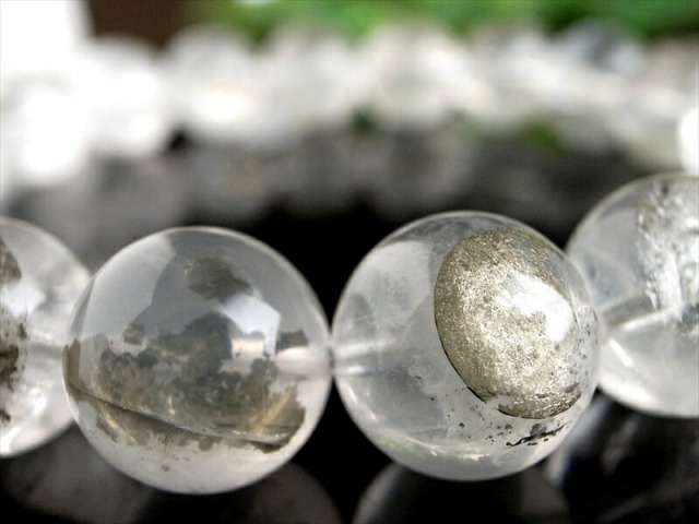 4A マーカサイトインクォーツ 白鉄鉱入り水晶 ブレスレット 10mm×19珠 未来を切り開いていけるサポートストーン 水晶内で生き続ける輝き