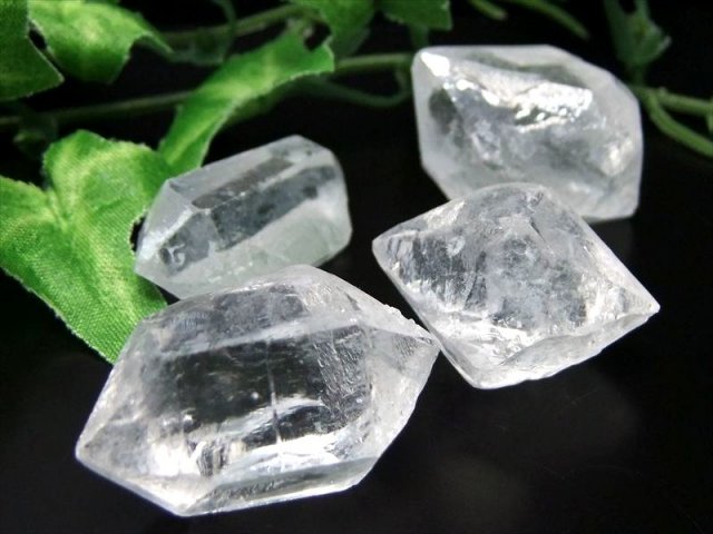 天然の両剣水晶 ジンバブエ産 ダブルポイントクォーツ 両剣水晶 1個