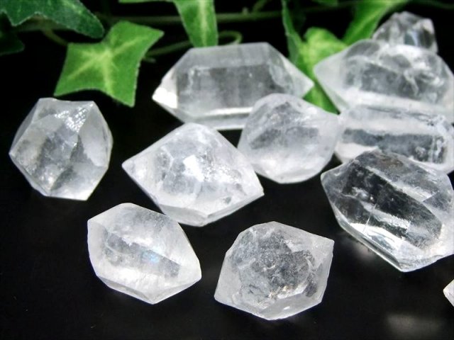 天然の両剣水晶 ジンバブエ産 ダブルポイントクォーツ 両剣水晶 50g