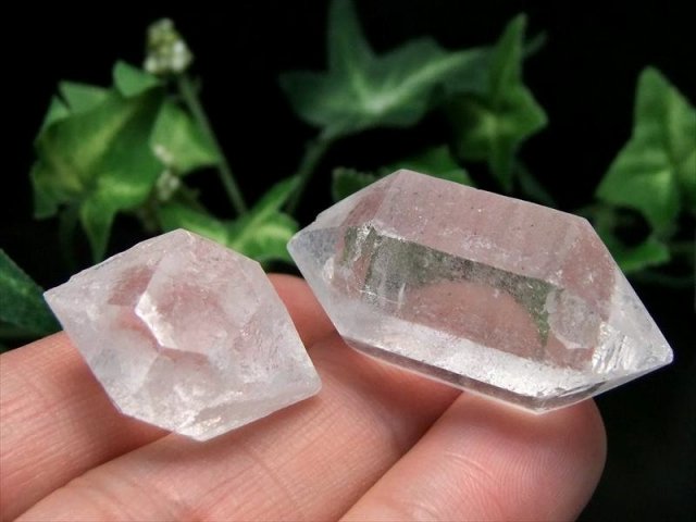 天然の両剣水晶 ジンバブエ産 ダブルポイントクォーツ 両剣水晶 1個