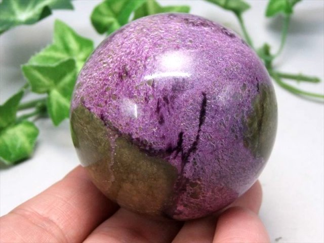 蛇紋岩　赤　ピンク　紫 希少石 サーペンチナイト 蛇紋岩 /スチヒタイト スティヒト石 丸玉